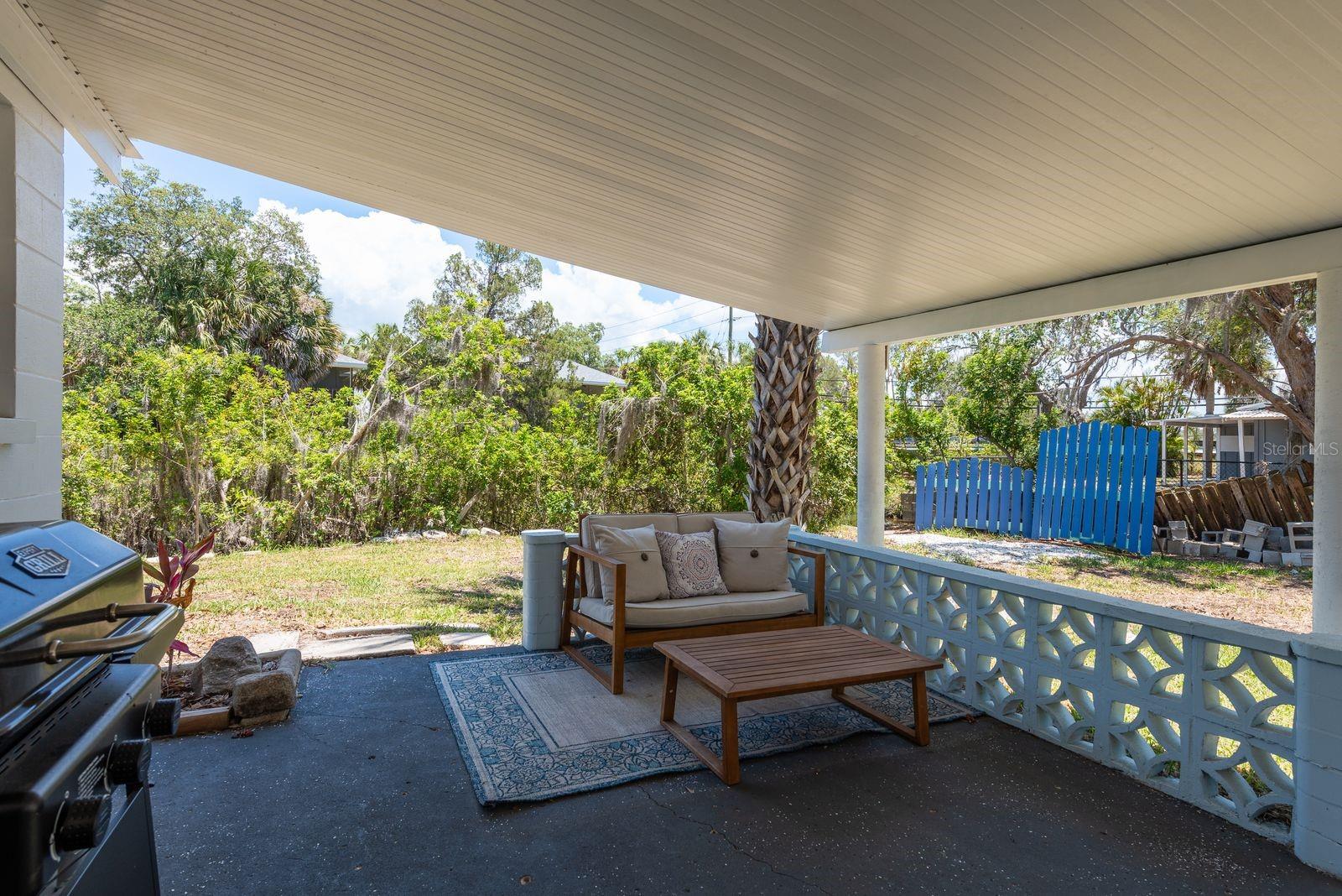 MARTHAS VINEYARD - Residential