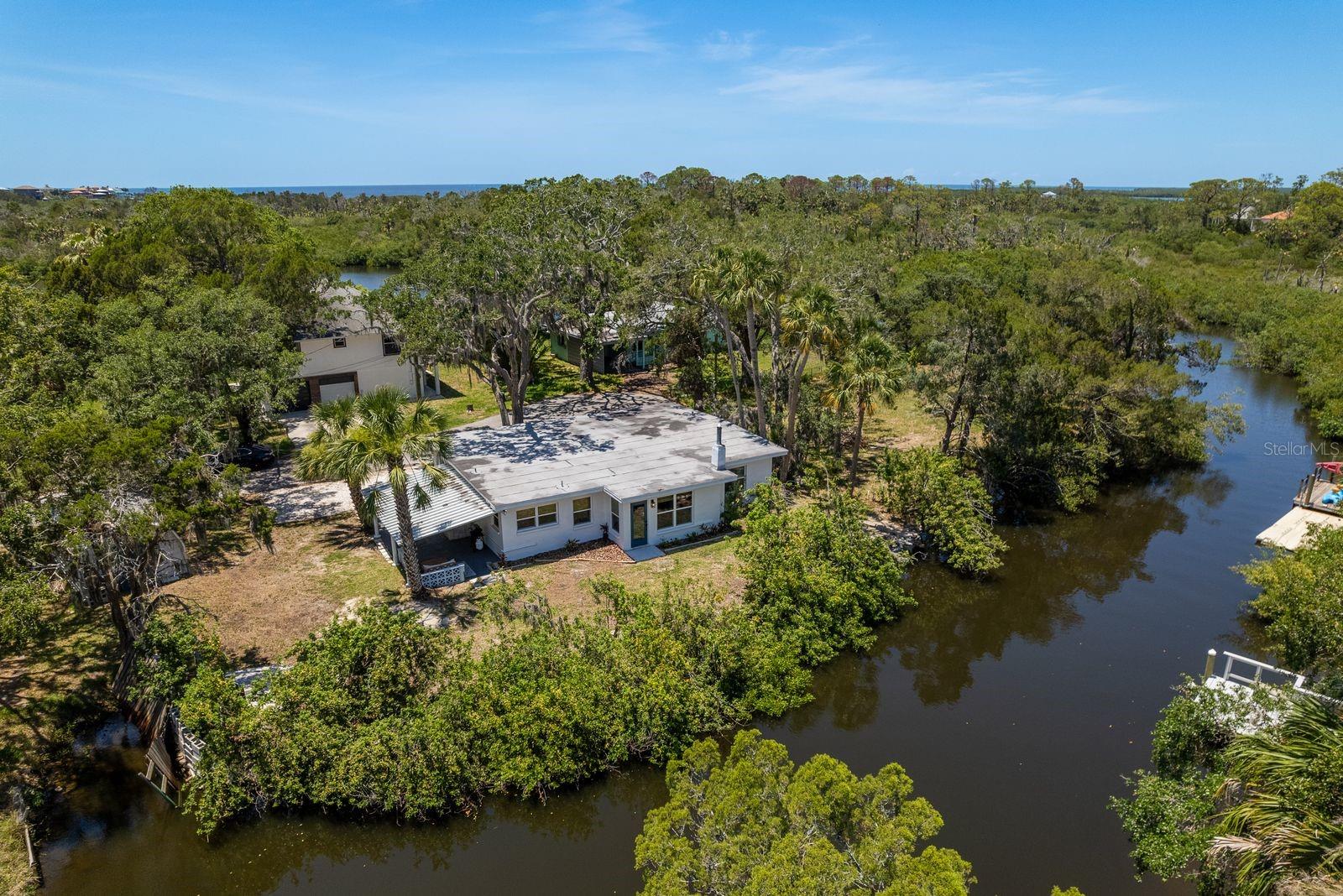 MARTHAS VINEYARD - Residential