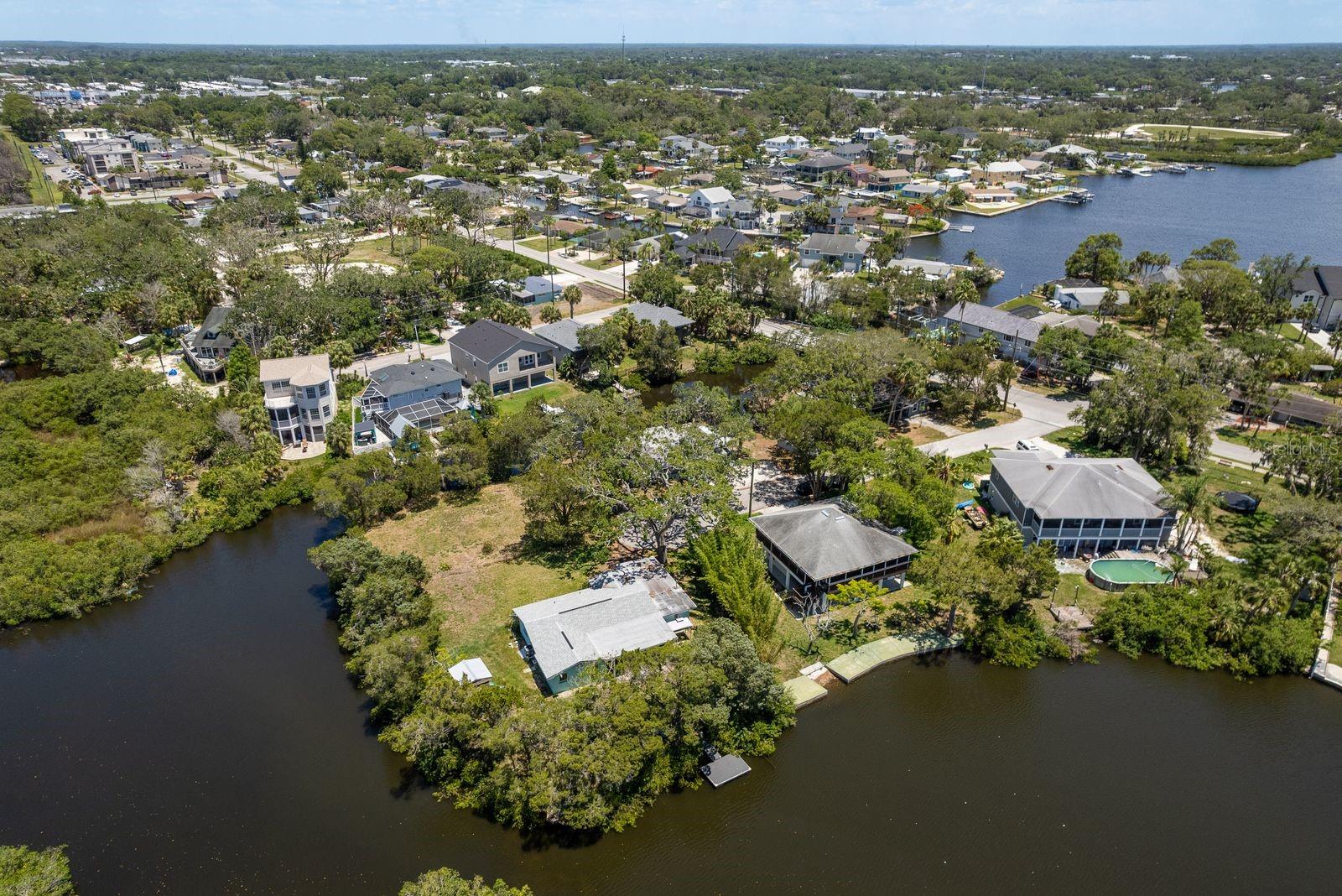MARTHAS VINEYARD - Residential