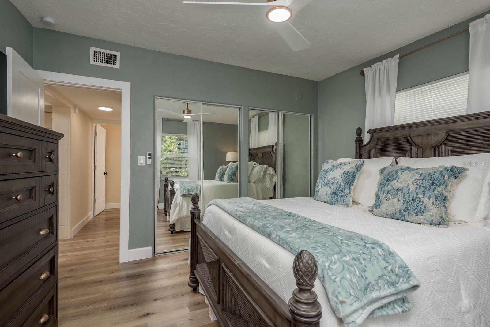 MARTHAS VINEYARD - Residential