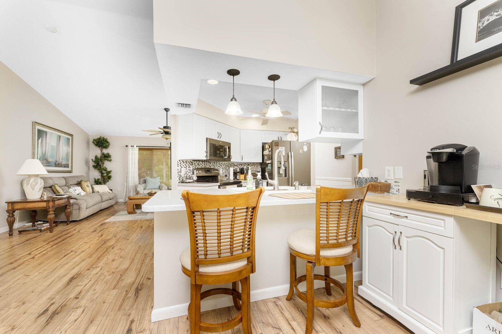 SOUTH VENICE - Residential