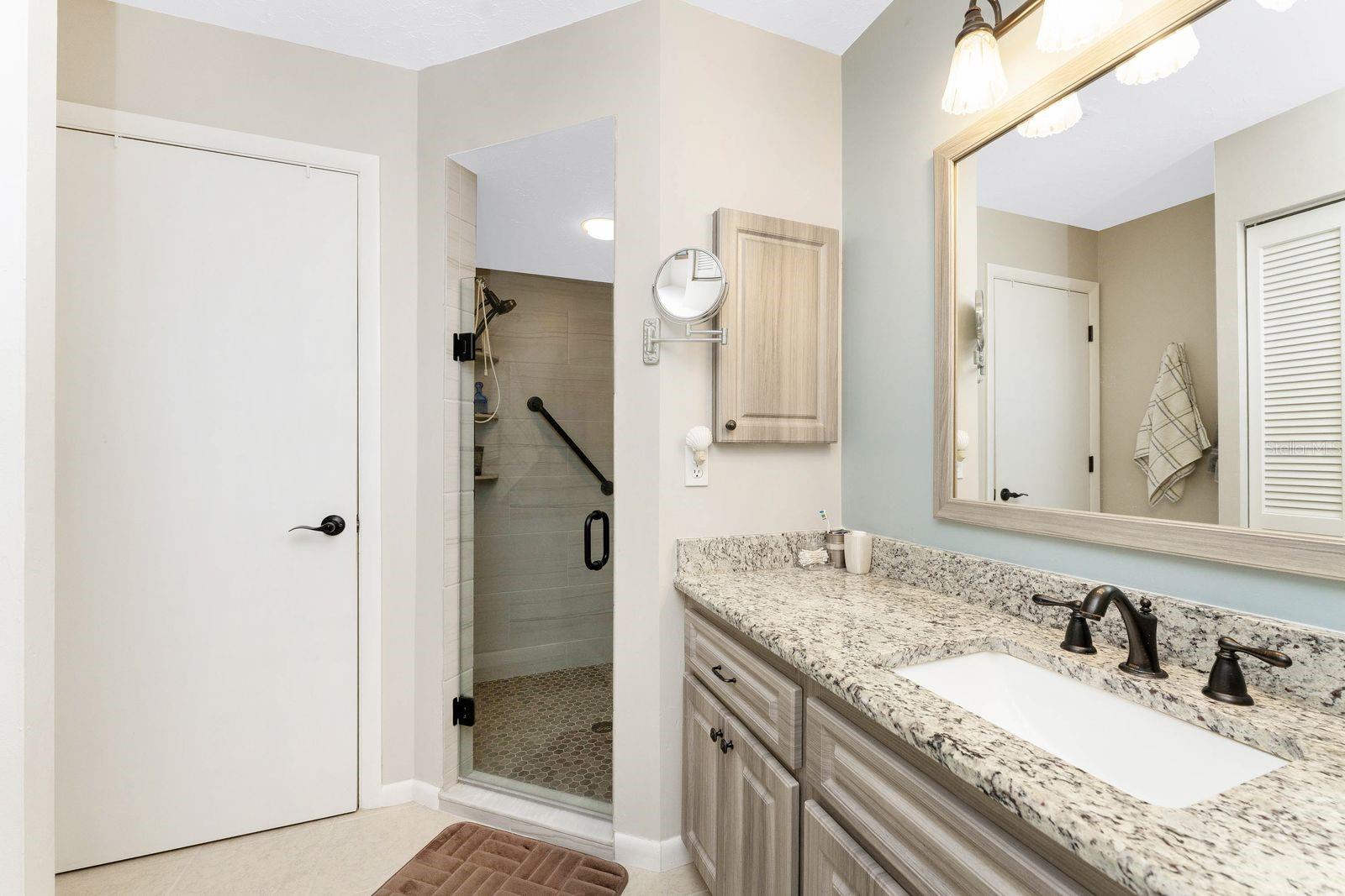 SOUTH VENICE - Residential