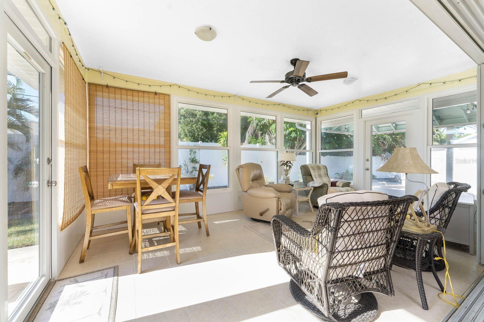 SOUTH VENICE - Residential