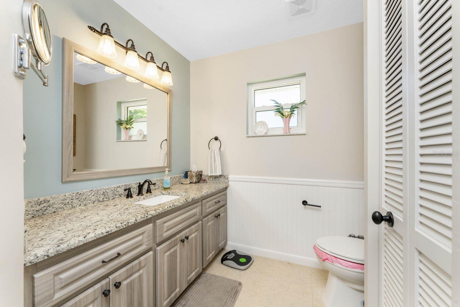 SOUTH VENICE - Residential