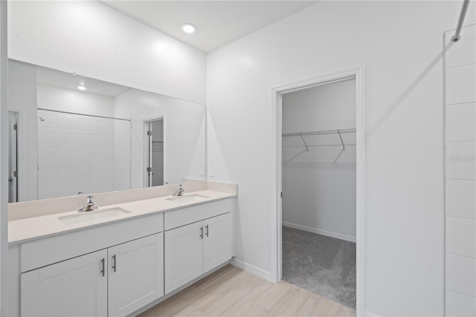 ANGELINE PH 4D - Residential