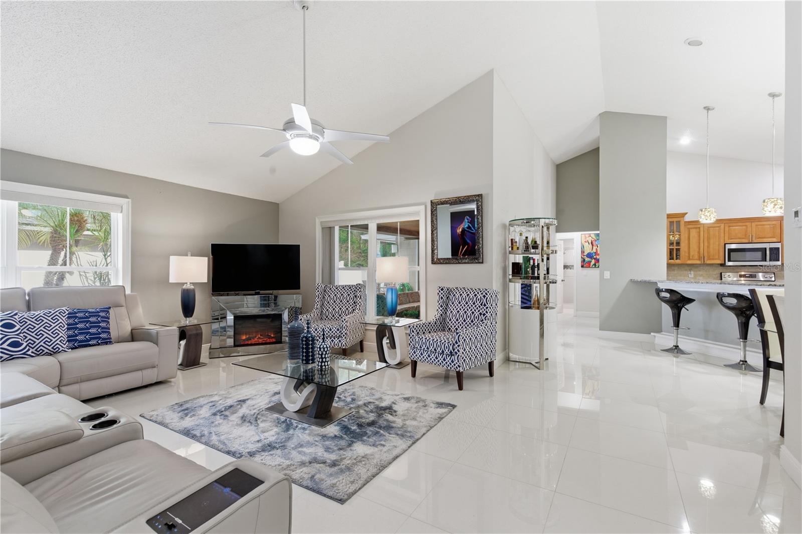 CEDAR CREEK AT COUNTRY RUN PHA - Residential