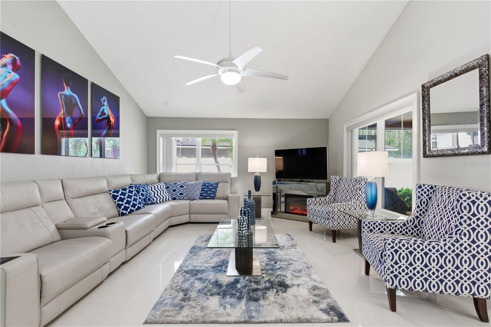 CEDAR CREEK AT COUNTRY RUN PHA - Residential