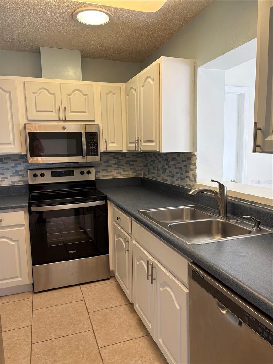 GLOUCESTER M CONDO - Residential Lease