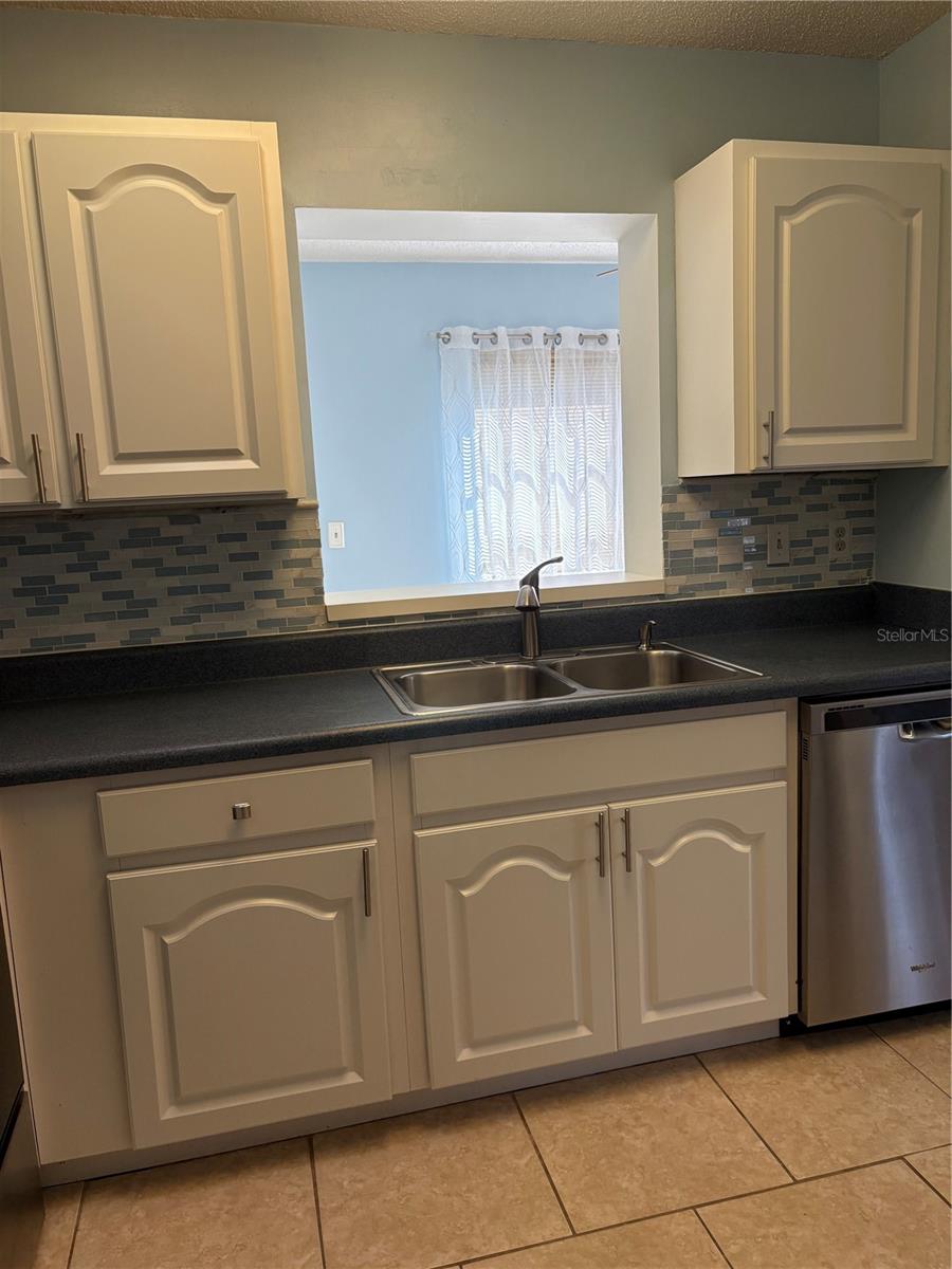 GLOUCESTER M CONDO - Residential Lease