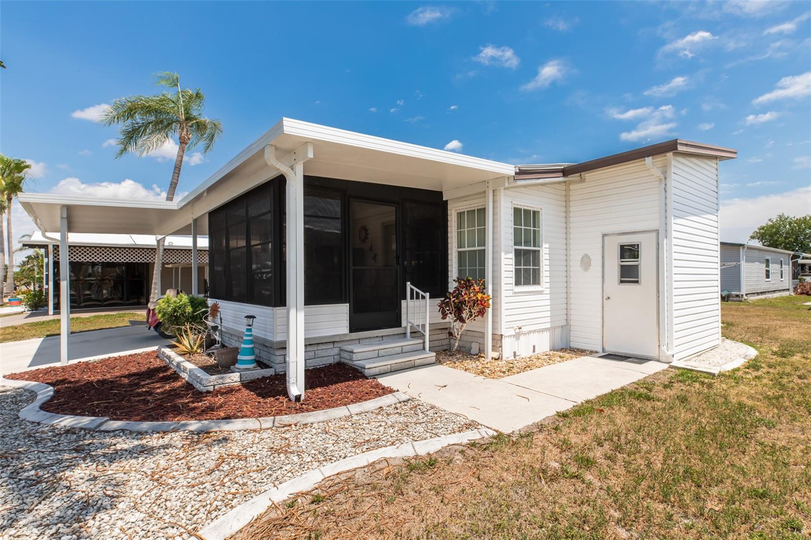 HARBOR COVE - Residential