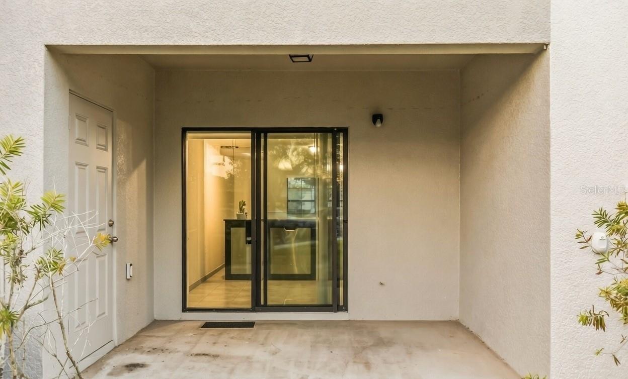 WINDSOR LAKE TWNHMS EAST - Residential