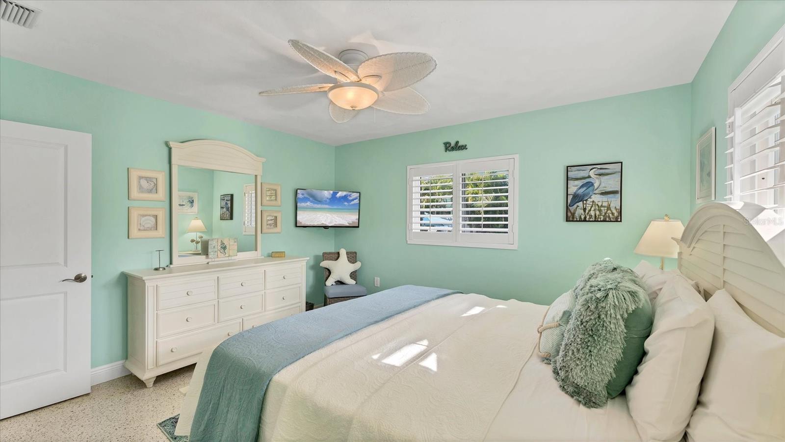 LAKE LA VISTA REP - Residential