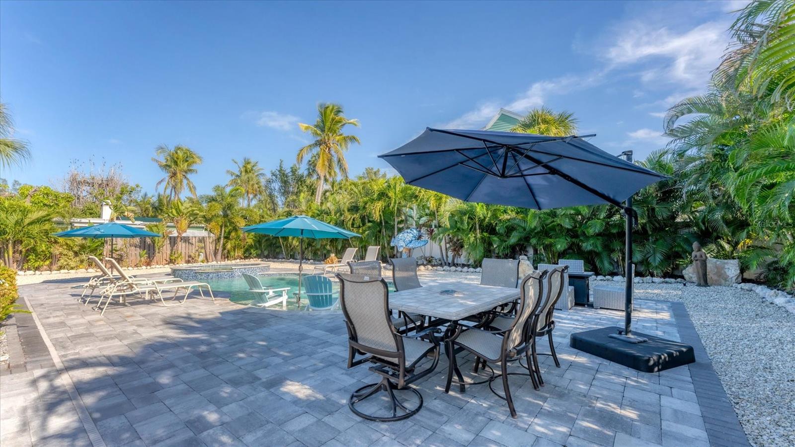 LAKE LA VISTA REP - Residential