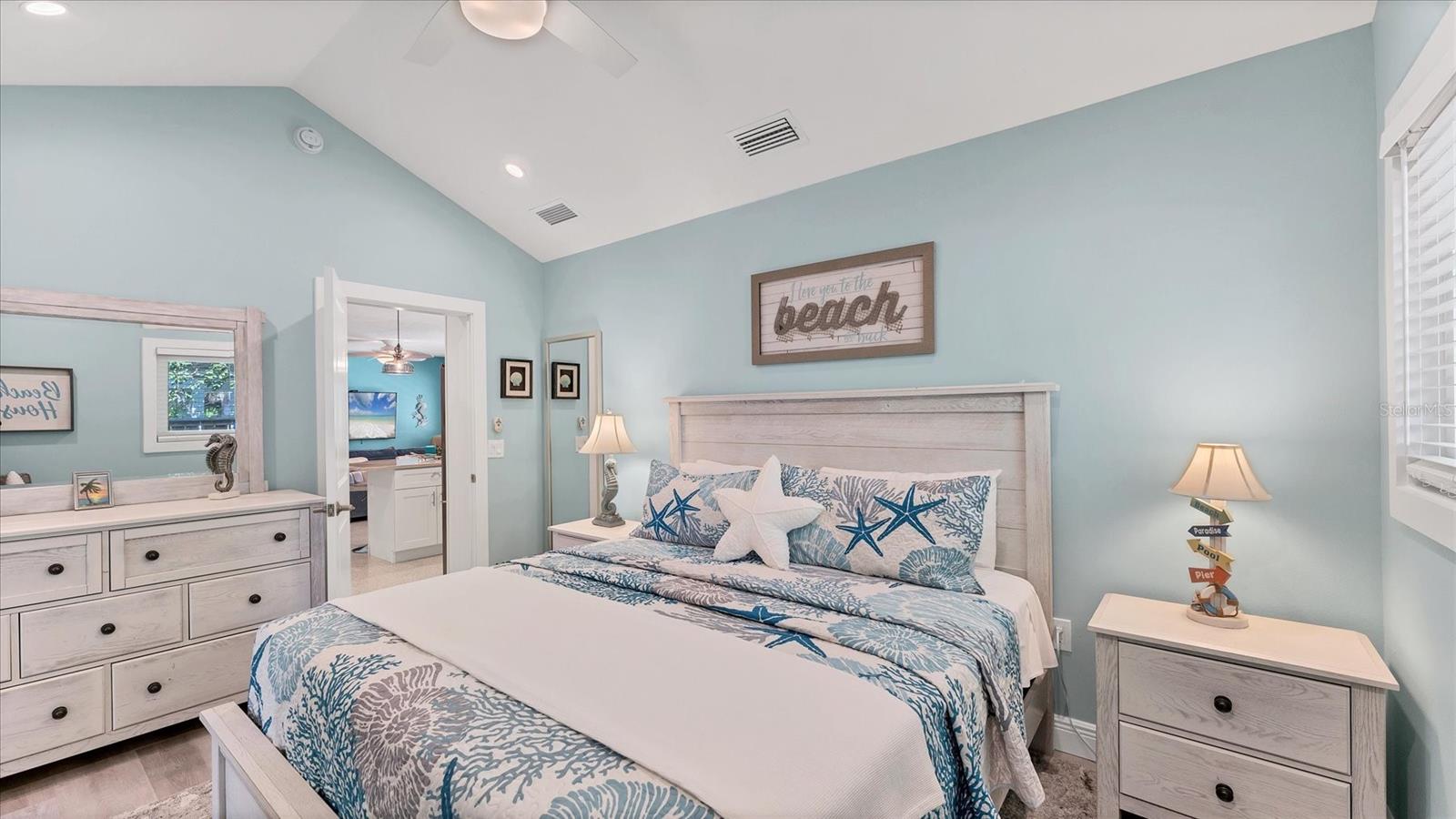 LAKE LA VISTA REP - Residential