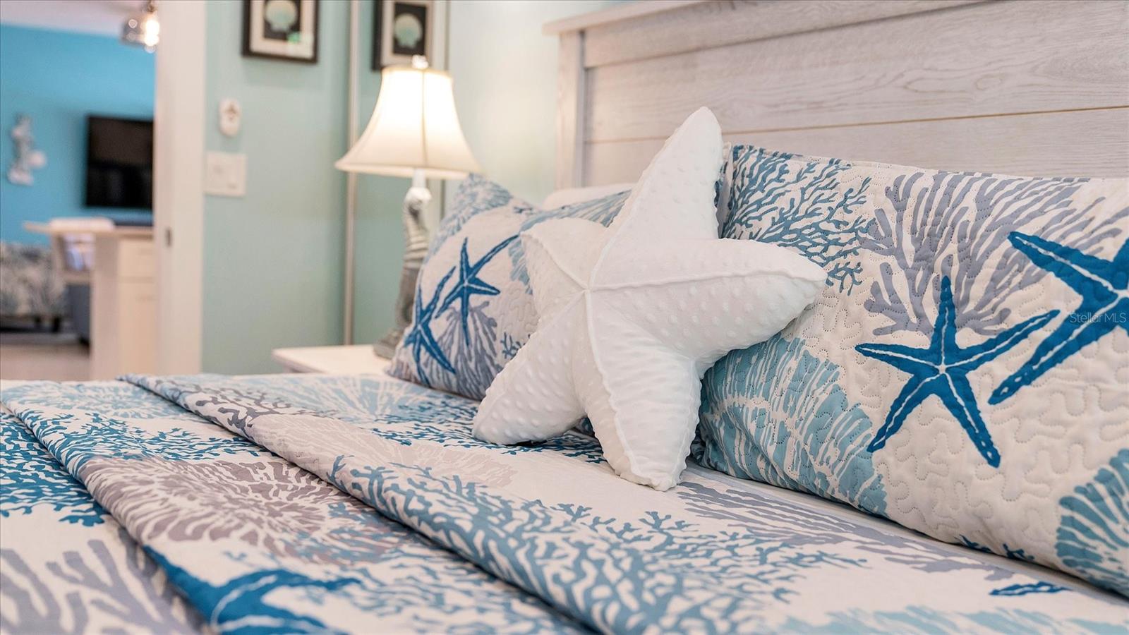 LAKE LA VISTA REP - Residential