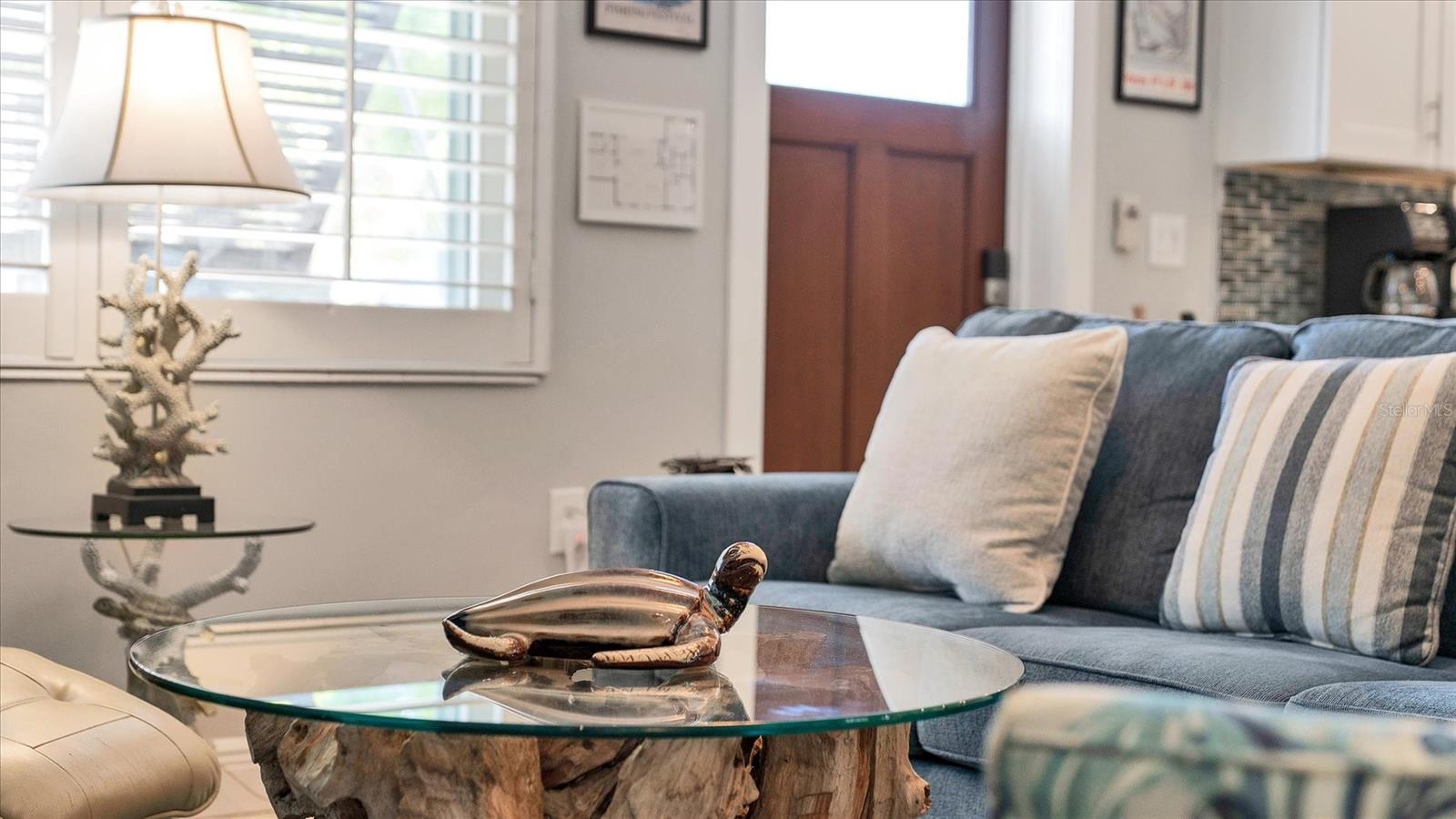 LAKE LA VISTA REP - Residential