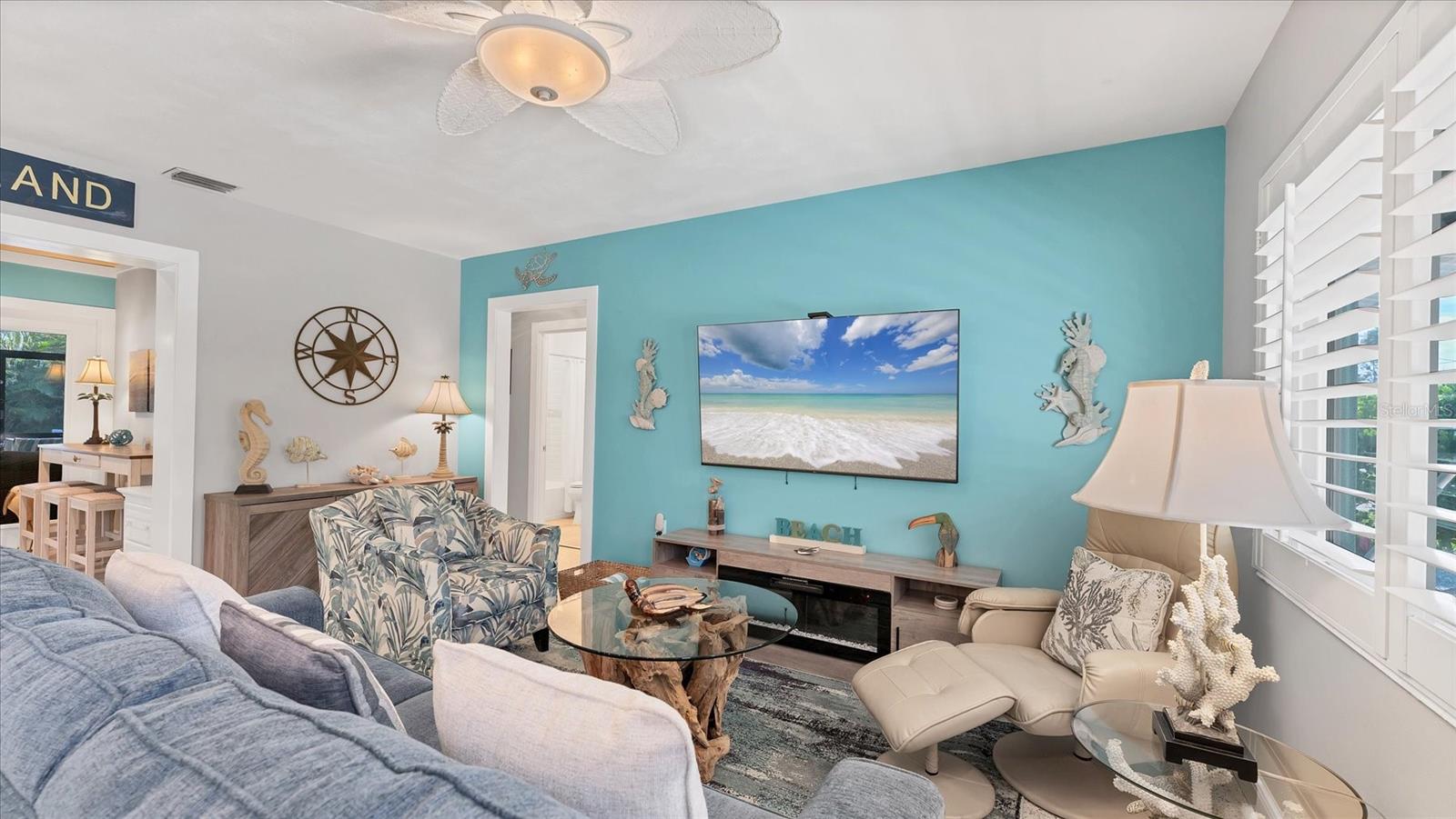 LAKE LA VISTA REP - Residential