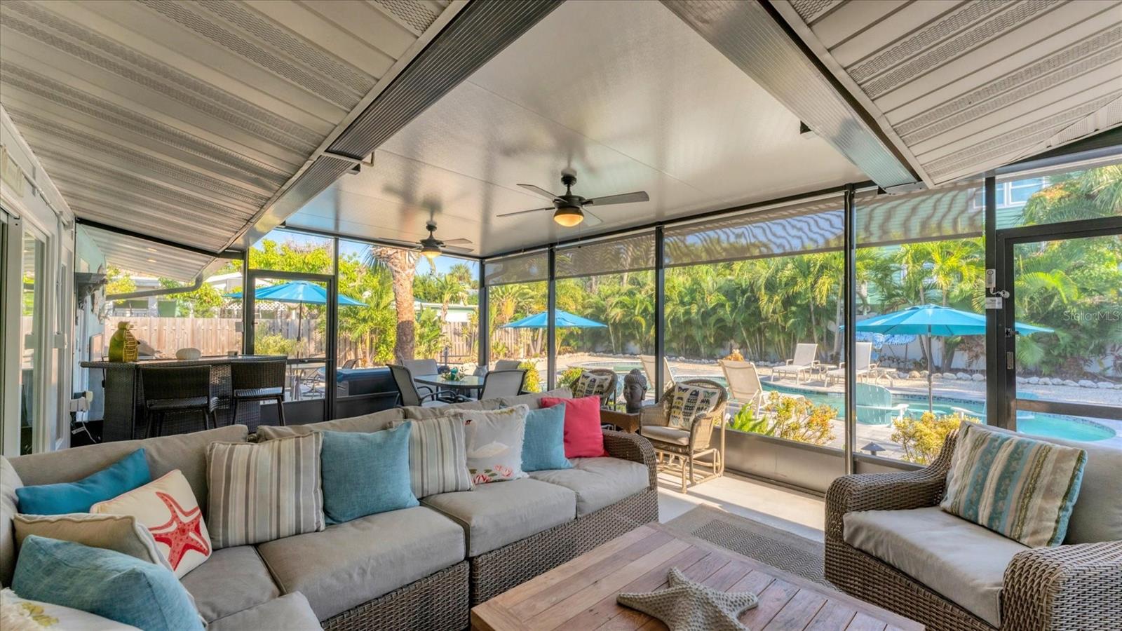 LAKE LA VISTA REP - Residential