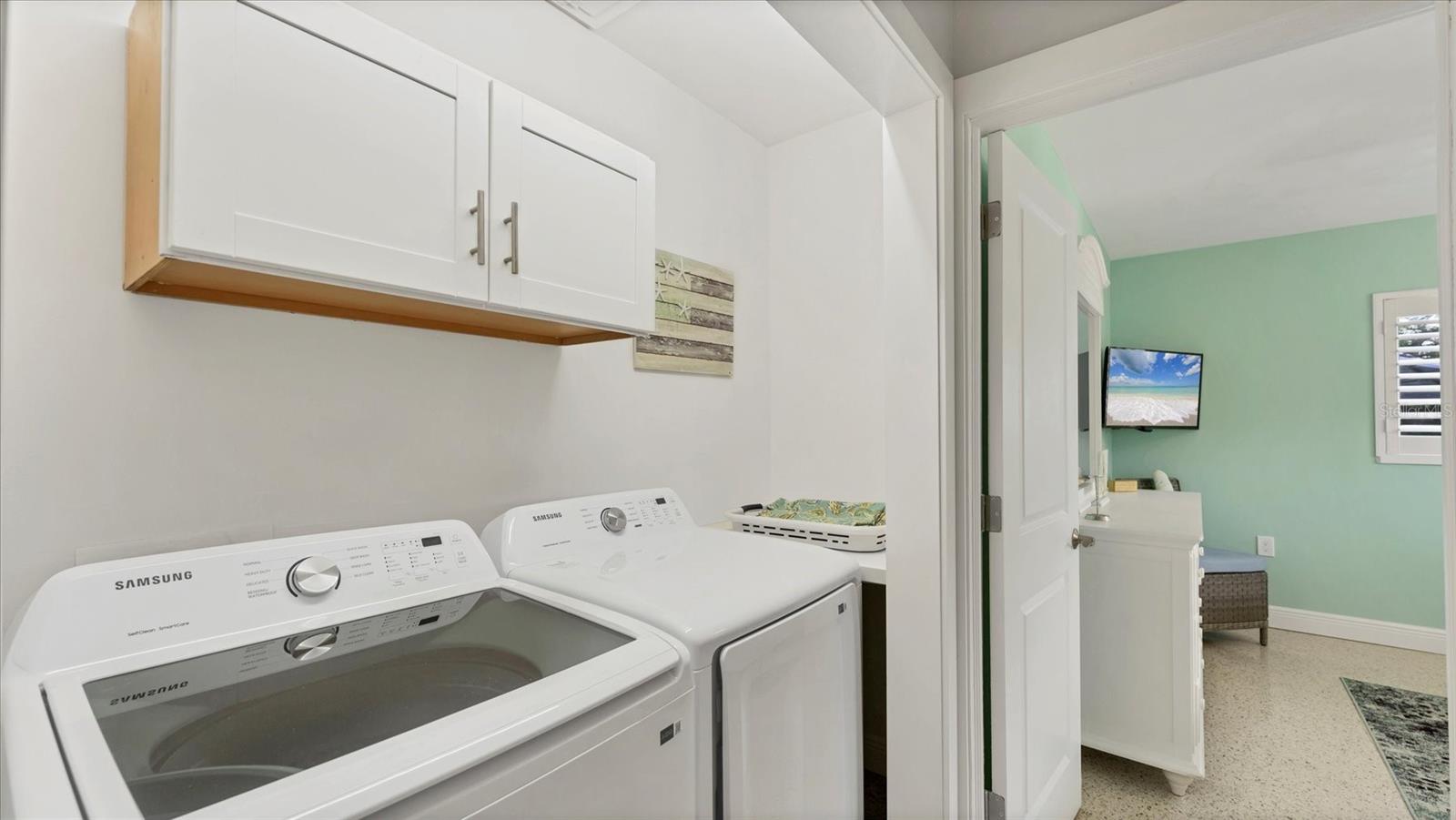 LAKE LA VISTA REP - Residential