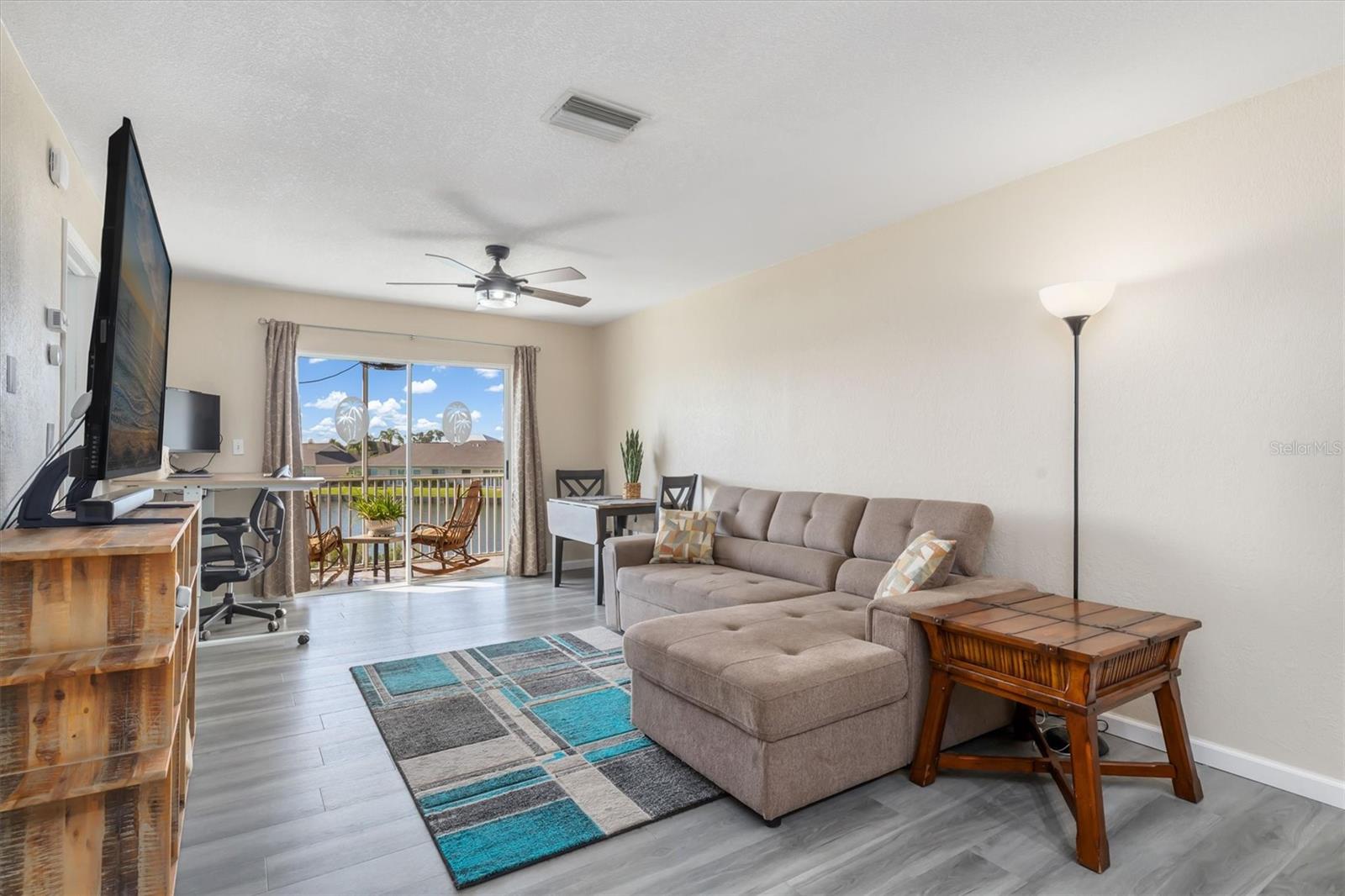 HERON POINTE CONDO PH - Residential