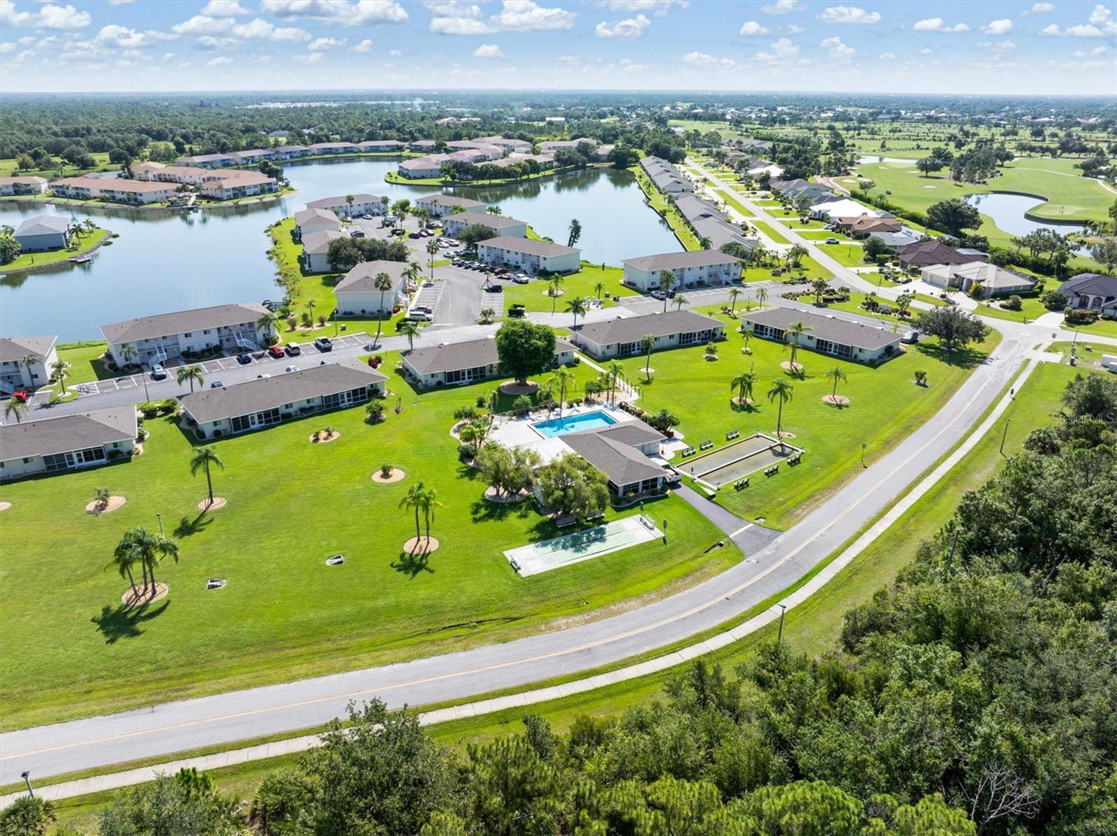 HERON POINTE CONDO PH - Residential