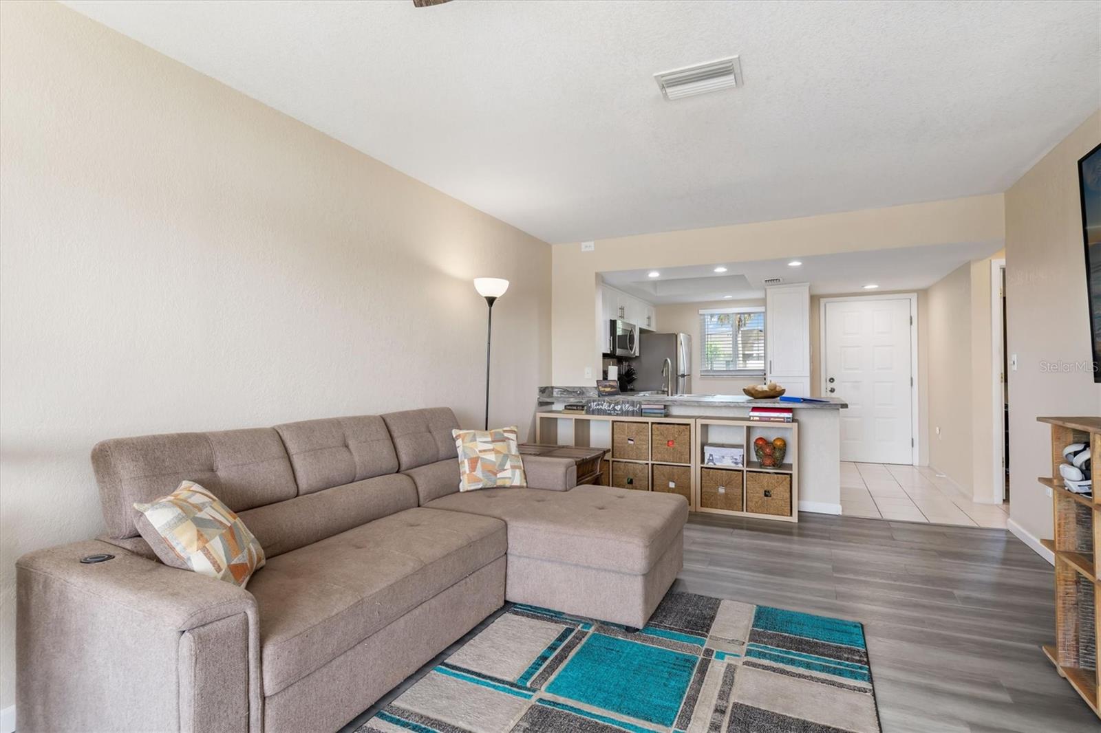 HERON POINTE CONDO PH - Residential