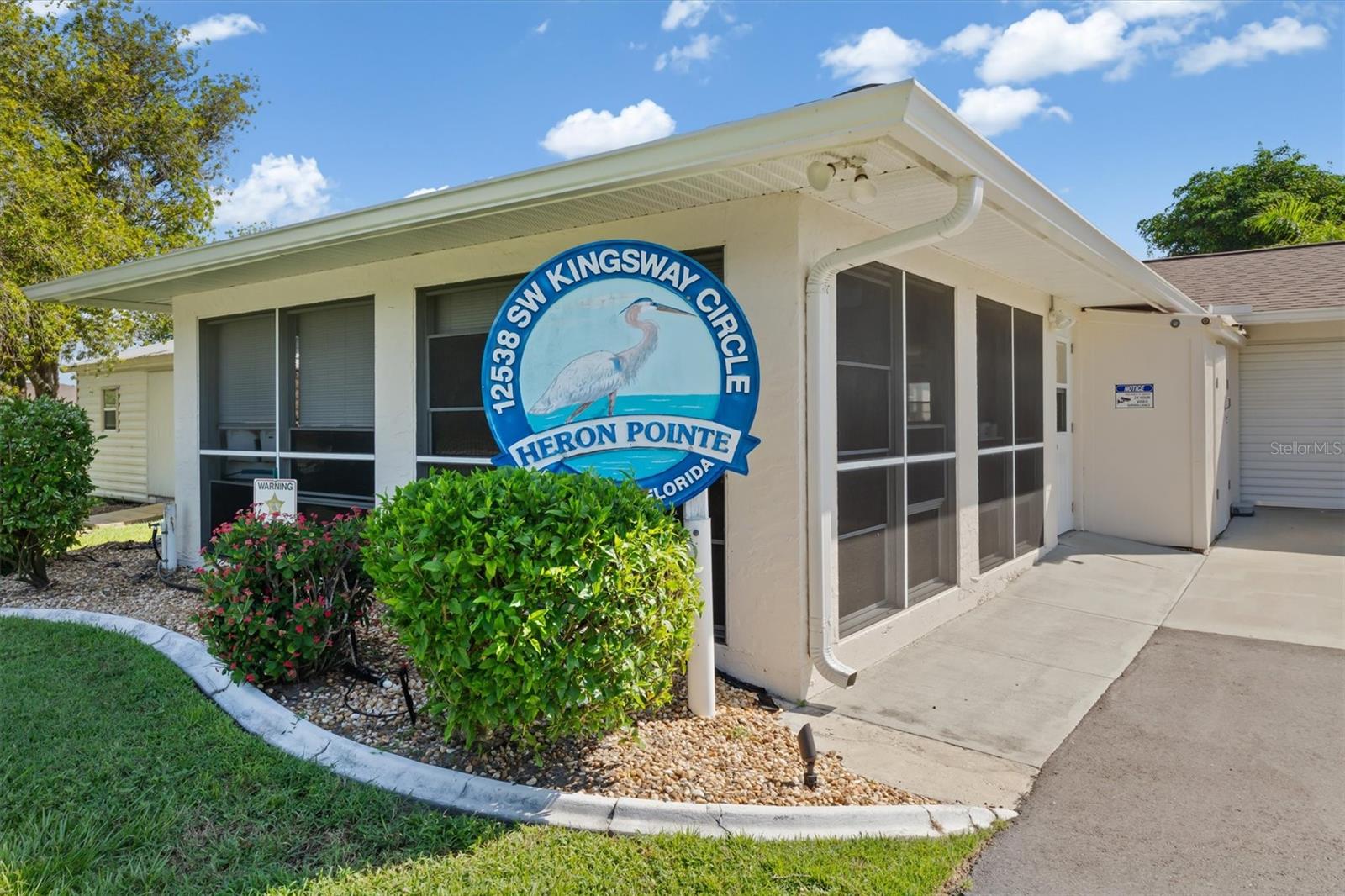 HERON POINTE CONDO PH - Residential