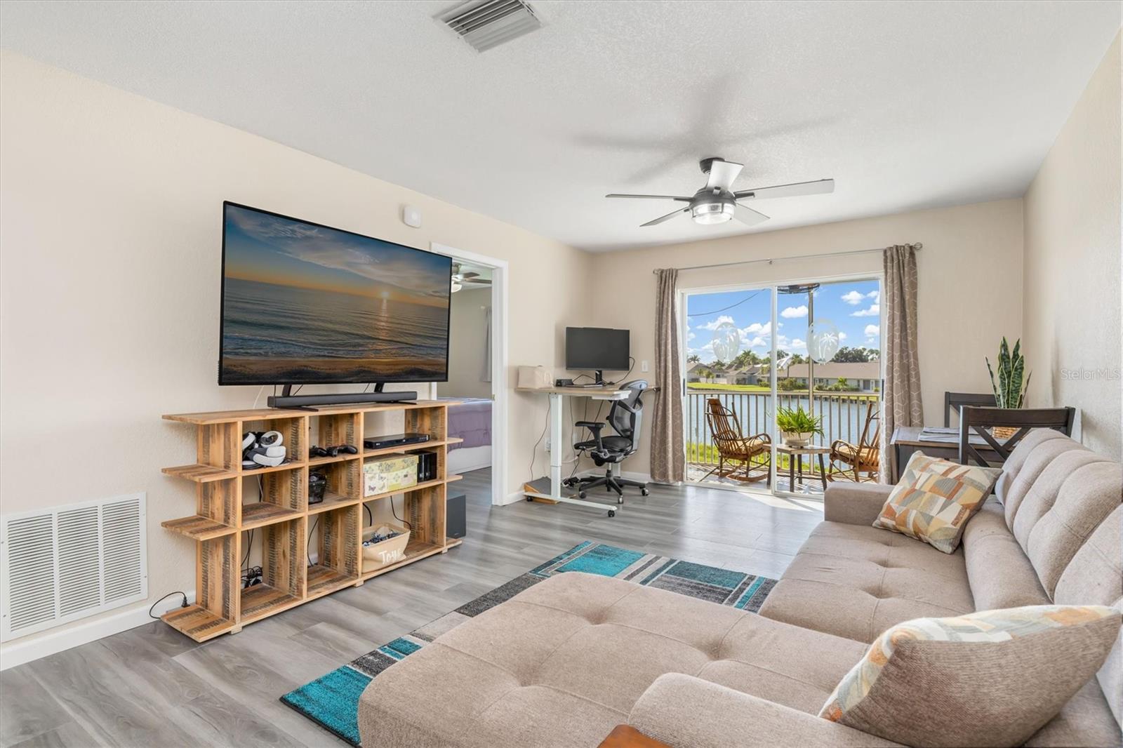 HERON POINTE CONDO PH - Residential