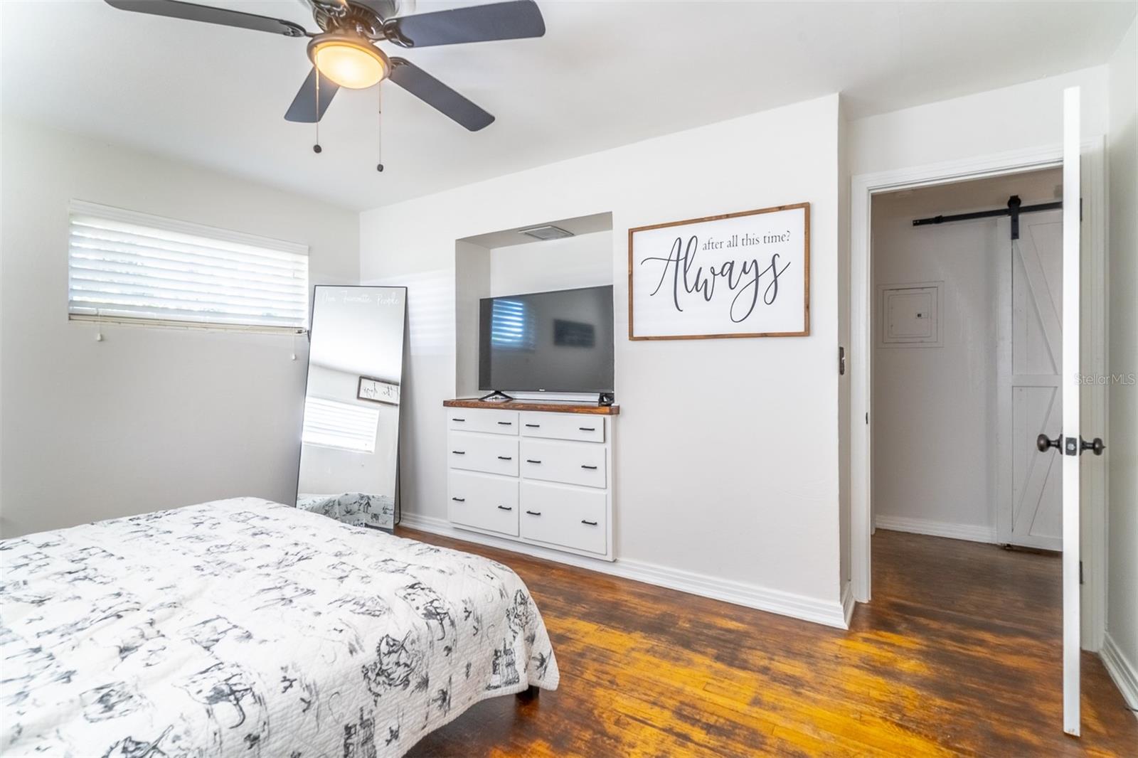 HARPERS SUNSET TERRACE - Residential