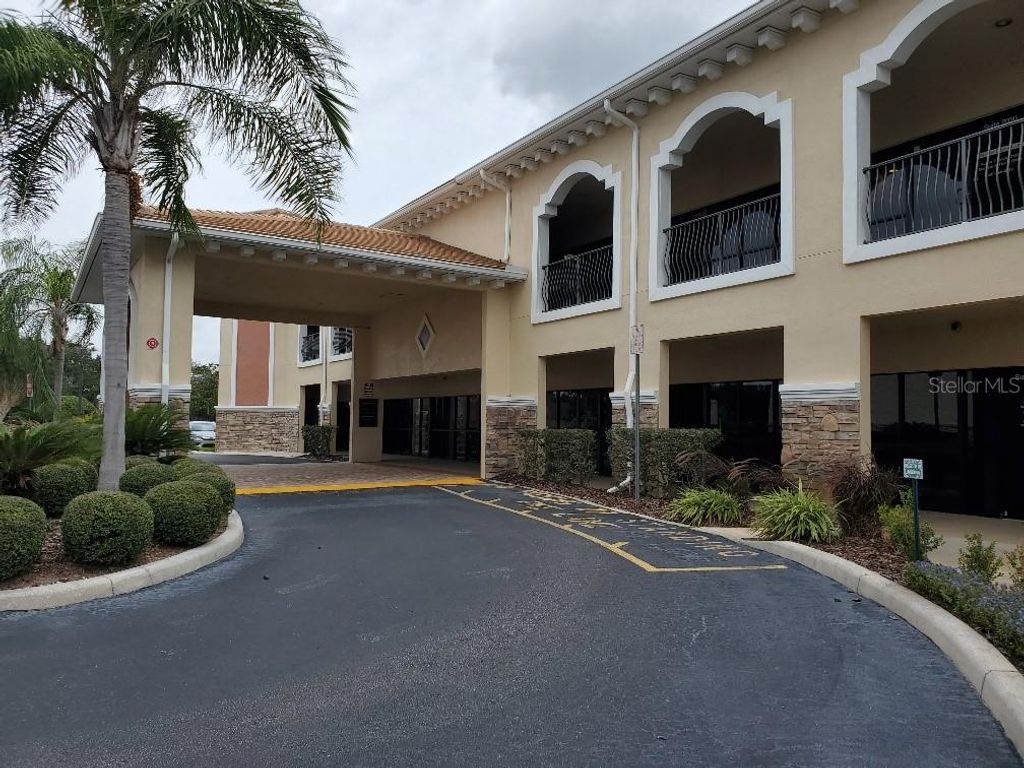 Photo of 2984 Alafaya Trail, Oviedo, FL 32765 (MLS # O6385101)