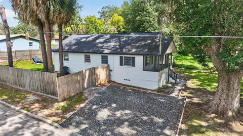Tiny photo for 905 NE 4th Street, Ocala, FL 34470 (MLS # OM734877)