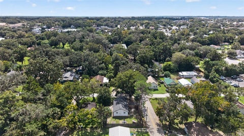 Tiny photo for 905 NE 4th Street, Ocala, FL 34470 (MLS # OM734877)