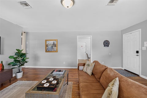 Tiny photo for 905 NE 4th Street, Ocala, FL 34470 (MLS # OM734877)