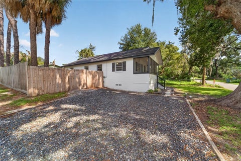 Tiny photo for 905 NE 4th Street, Ocala, FL 34470 (MLS # OM734877)