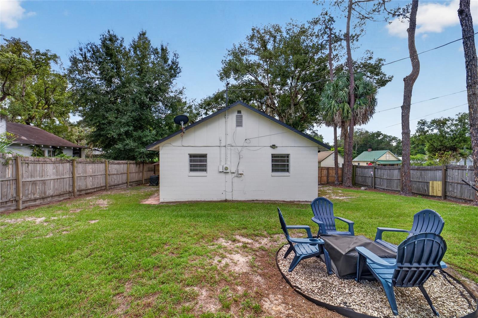 905 NE 4TH STREET