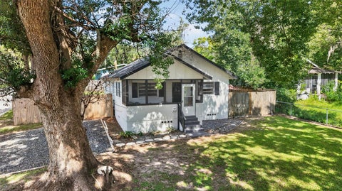 Tiny photo for 905 NE 4th Street, Ocala, FL 34470 (MLS # OM734877)