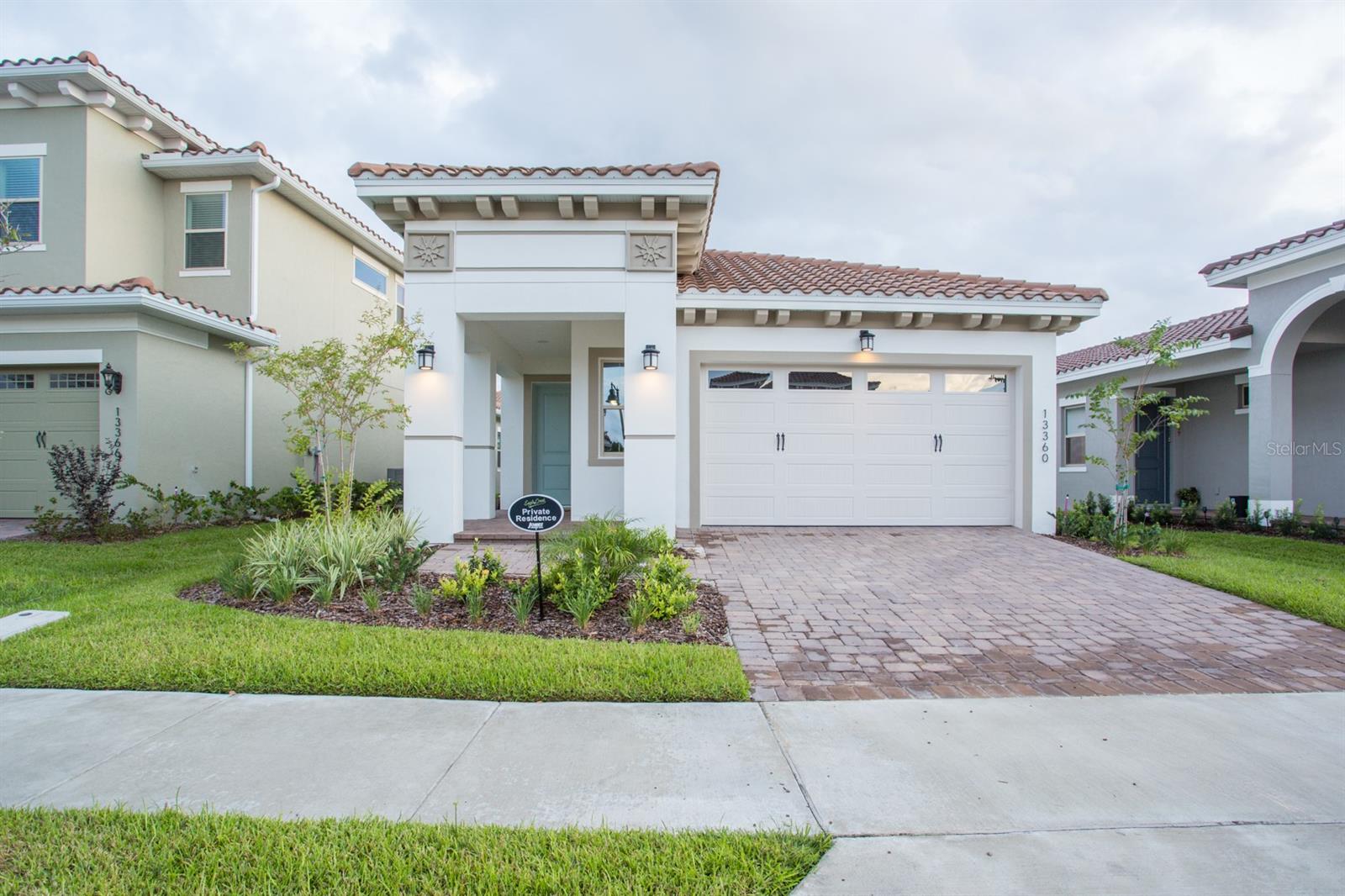 FOR RENT at LAKE NONA’s Eagle Creek GATED GOLF Community. This Amazing gently used single-story home with 3 large bedrooms and 2bathrooms and 2 car garages directly across from Lakena’s medical city. Located in the coveted guard gated Eagle CREEK community in LAKE NONA. Minutes from the 417, Orlando International Airport, UCF School of Medicine, the Wave Hotel, BoxiPark, the VA hospital, Nemours Children Hospital, Medical City, KPMG and the USTA. Family Recreation Clubhouse with Fitness Center and Gathering Room. Resort-Style Pool with Expansive Sundeck. Tennis Courts, Basketball Courts, Covered Playground and Multi-Purpose Ball Field. Elementary School in the community. Great and safe for you and your family! There are three community pools to enjoy, one of which is resort-style. Playgrounds, walking trails, fitness center, clubhouse. This community is golf cart friendly with a 4.5-star Championship golf course. Unbeatable location only minutes from the Orlando International Airport, Shopping, Restaurants, top schools, Colleges, and major highways. Available to move in by October 1st. Photos are from year 2023. Schedule a private showing TODAY!