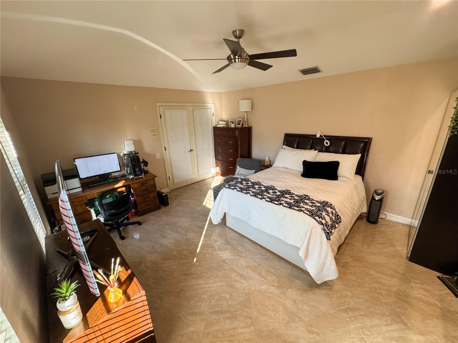 1629 - PORT CHARLOTTE SUB 39 REPLAT OF TRACT B - Residential