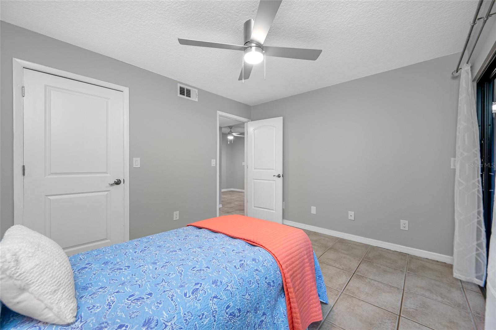 FOX CHASE WEST CONDO - Residential