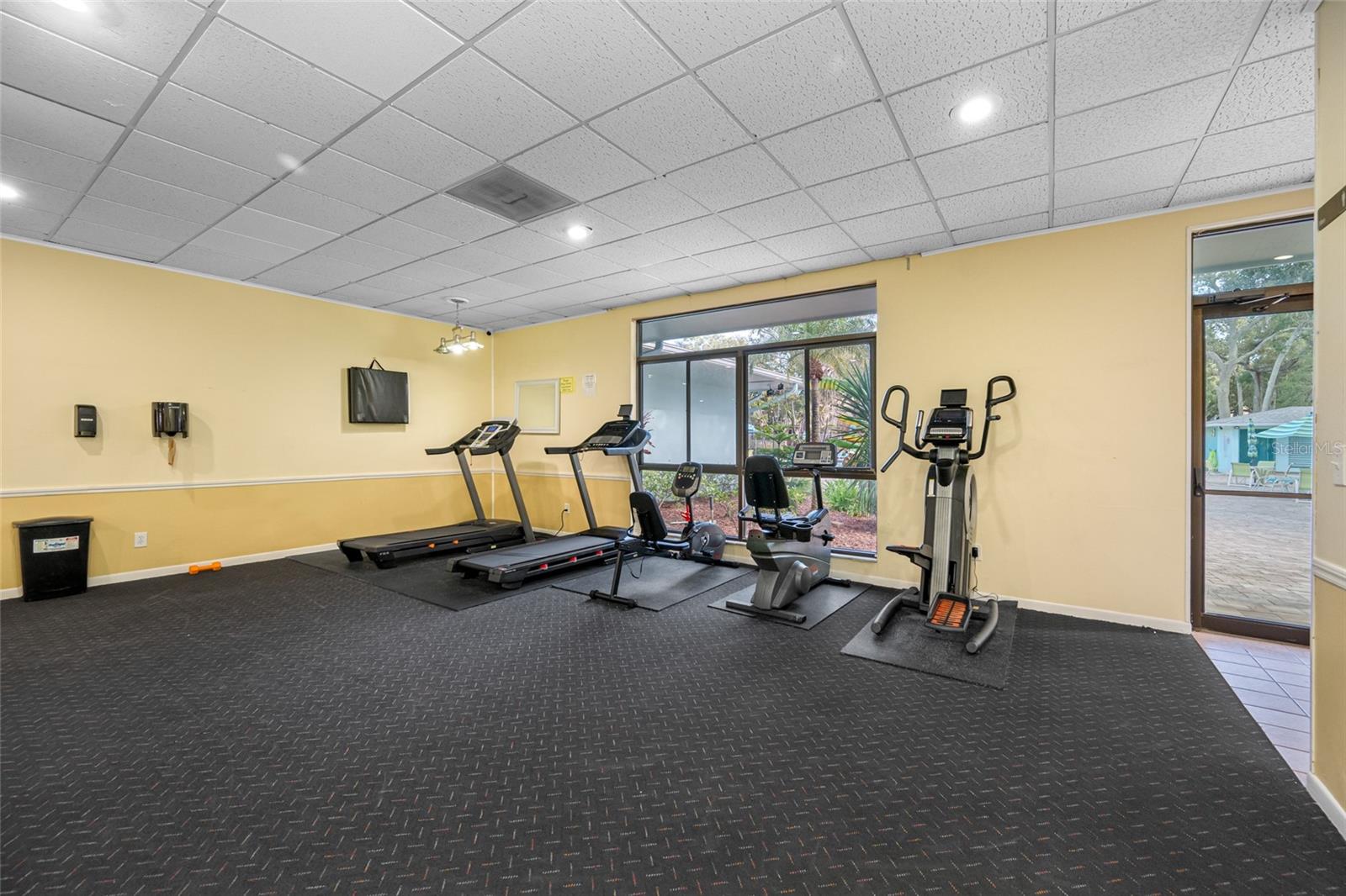 FOX CHASE WEST CONDO - Residential