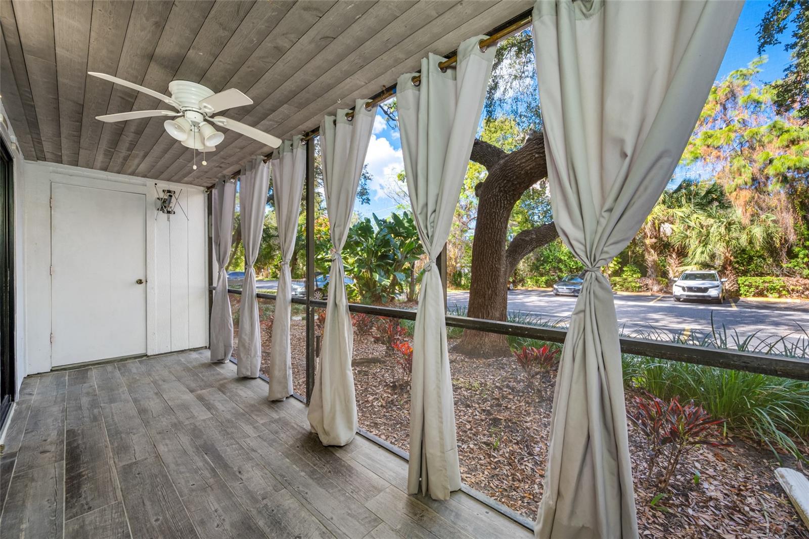 FOX CHASE WEST CONDO - Residential