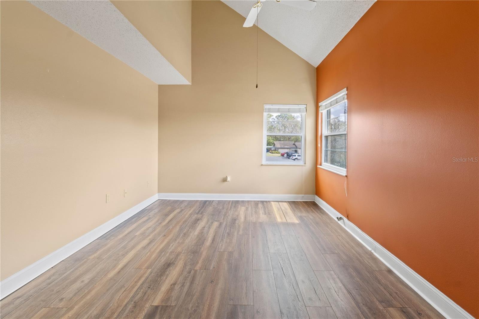 KIMBERLEA CONDO 02 - Residential