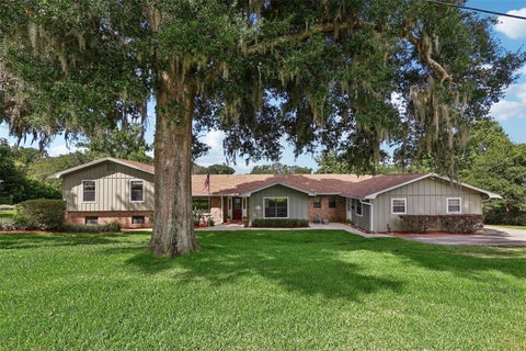 Photo of 1460 Grove Street, Eustis, FL 32726 (MLS # G5114019)