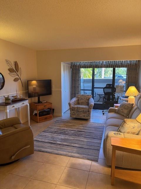 OAK FORREST - Residential