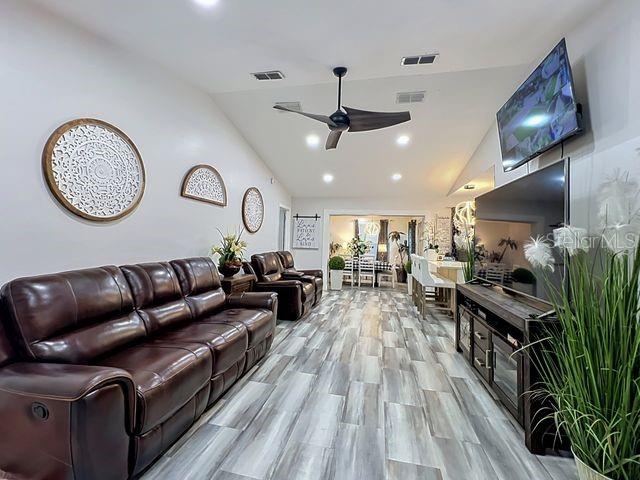 SUMMER OAKS - Residential
