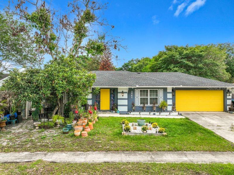 SUMMER OAKS - Residential