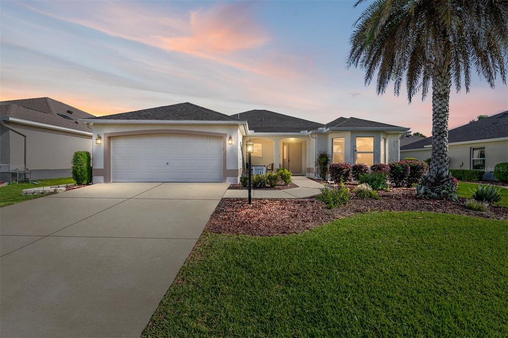 Photo of 7241 SE 172nd Hazelwood Loop, The Villages, FL 32162 (MLS # G5110776)