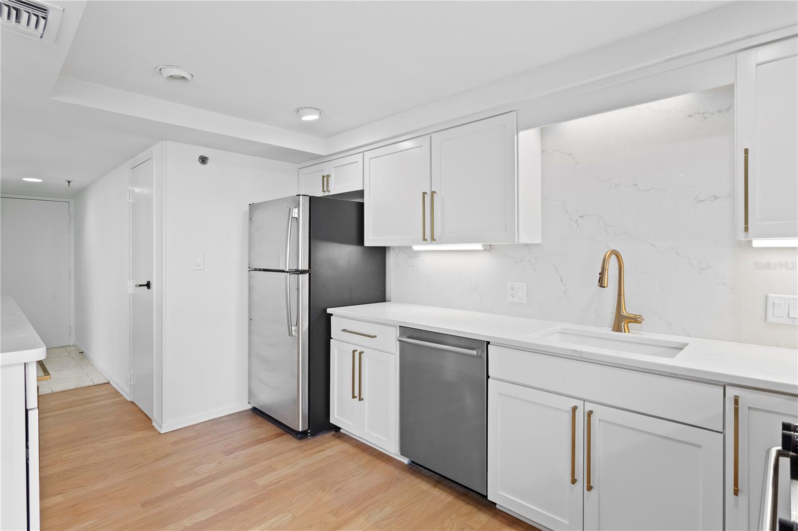 MONTE CARLO TOWERS A CONDOMINI - Residential