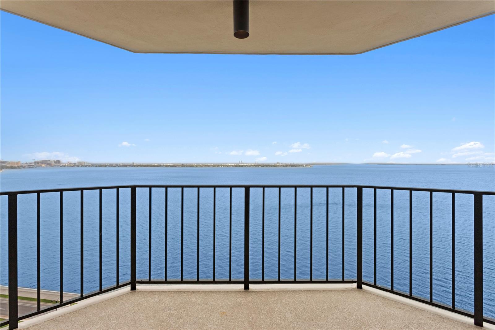 MONTE CARLO TOWERS A CONDOMINI - Residential