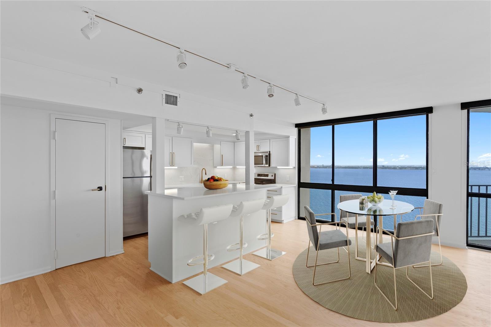 MONTE CARLO TOWERS A CONDOMINI - Residential